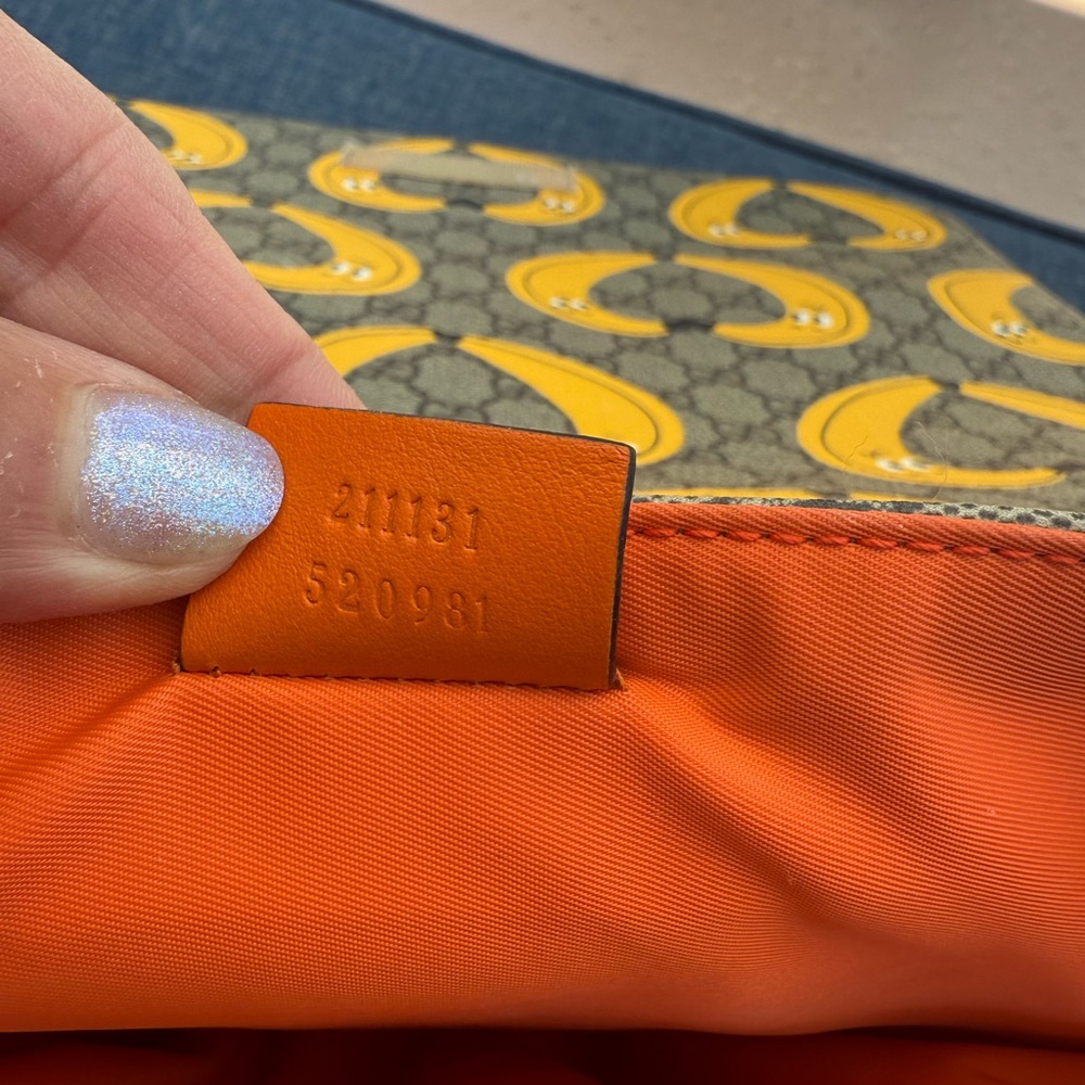 Gucci Banana Diaper Bag- VERY RARE ❤️ - Picture 10 of 15